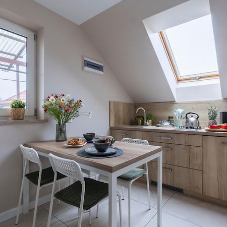 Jaskolka - Pokoje I Apartament Przy Plazy Олщин Екстериор снимка