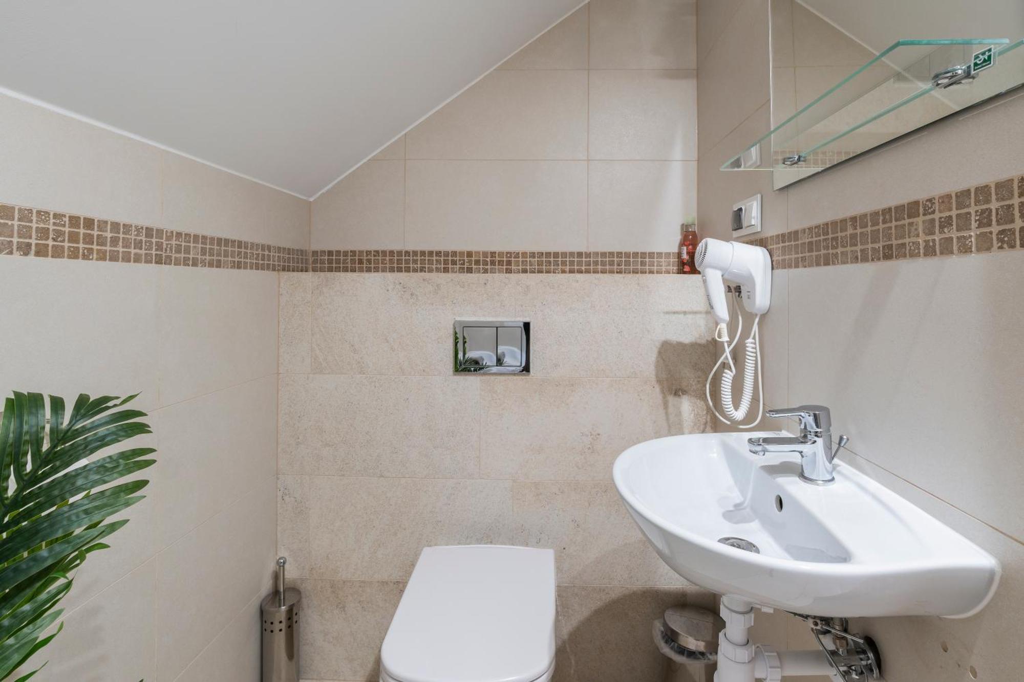 Jaskolka - Pokoje I Apartament Przy Plazy Олщин Екстериор снимка