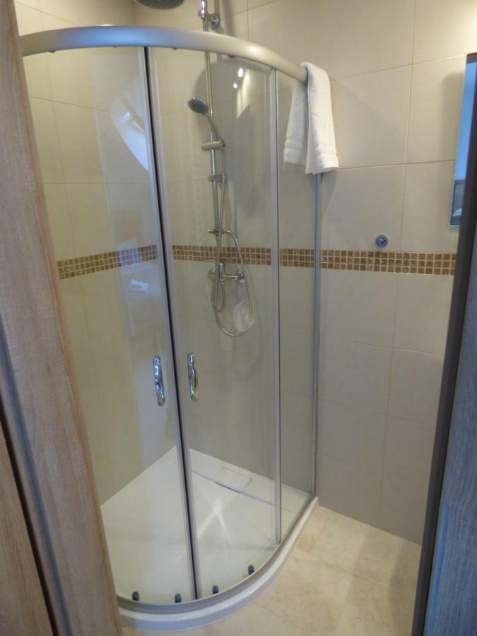 Jaskolka - Pokoje I Apartament Przy Plazy Олщин Екстериор снимка